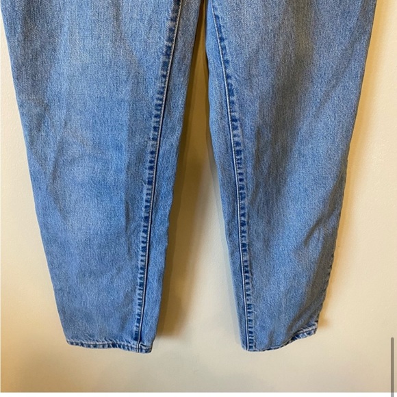 Levi’s Classic Relaxed 550 Blue Denim Jeans - Picture 8 of 9